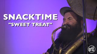 Snacktime performs "Sweet Treat"