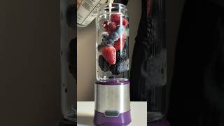Blender 4 Berries Smoothie #satisfying #shorts #recipe #smoothie #blender #juice #homecafe #berry