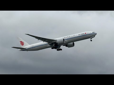 Planespotting YVR Episode 3: Being Drizzled and Showered again at the South Terminal