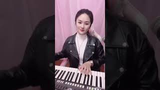 这首歌太好听了，旋律如行云流水,倾听最美纯音乐, 享受最佳生活 此曲震惊天下多情的人, 百听不厌的经典音乐, 旋律优,旋律优美动听送给你 , 倾听最美纯音乐, 享受最佳生活 #shots #3