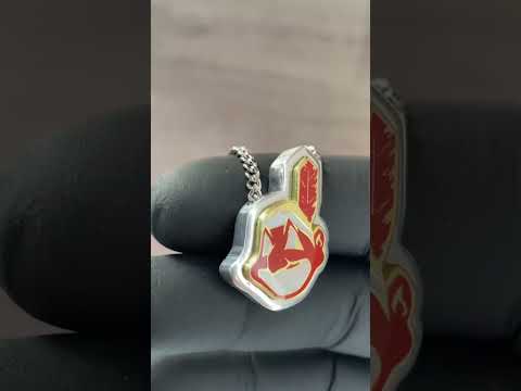 #art #vintage #usa #sport #hiphop #pendentif #cleveland #chiefwahoo #baseball #loveandrespect❤️