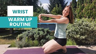 Easy Wrist Warm Ups You Need Before Yoga!