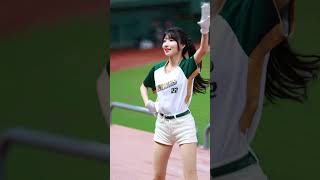 20240501 嗆司曲 - 氣蓋山河 ( 𝗪𝗶𝗻𝗴 𝗦𝘁𝗮𝗿𝘀 一粒 ) 4K高畫質 #流量密碼 #一粒 #粒寶樂園 #台湾チア #cheerleader #台湾プロ野球 @tsghawks