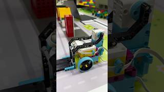 LEGO Lifter with SPIKE Prime #lego #legoeducation #educationalgames