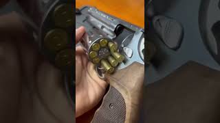 357 magnum 8 tiros