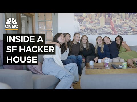 Inside The First All-Female Hacker House In San Francisco