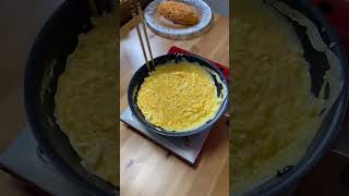 【神回】卵10個で巨大オムライス作ってみた