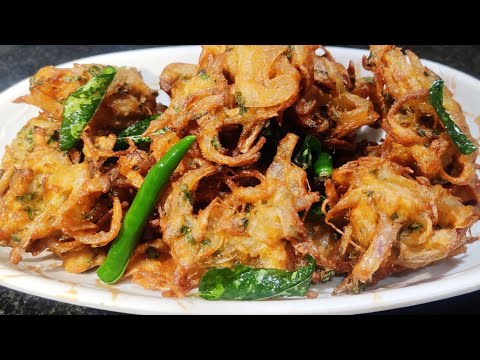 Onion Pakoda | Crispy Onion Pakoda in kannada | ಗರಿಗರಿಯಾದ ಈರುಳ್ಳಿ ಪಕೋಡವನ್ನು ಮನೆಯಲ್ಲಿ ನೀವೇ ಮಾಡಿ.