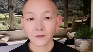 杜特尔特真是好样的，有勇有谋，是真正的英雄菲律宾杜特尔特