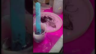 CUEtheInsanity watch me pour & demold round platter/dish!