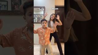 Maine kiaan ko zbrdsti yeh dance nhi krwaya hai😂😂😂 #shortsyt #youtuberchannel #momson #mom #fit