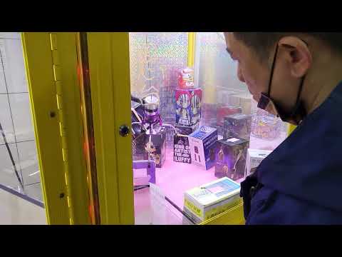 韋恩【已退坑】打同名台撿寶,結果電眼壞掉......