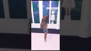 Vip beggars in Dress To Impress be like: #dresstoimpress #roblox #robloxfashion #trendingshorts