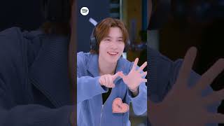 HENDERY and XIAOJUN discover their friendship #WayV
