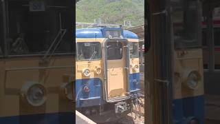 しなの鉄道115系S9編成横須賀色　戸倉駅発車