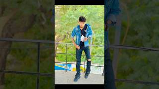 Stylish pull pose 📸 #shortvideo #pose #photography #viral #fashion #modelpose #shorts #short #edit