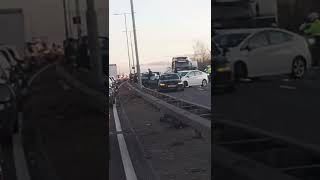 #英國 #英國揸車 #高速公路經常見到炒車 #小心駛得萬年船 #小心駕駛 #唔好貪一時之快 #uk