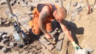 Video afwerken straatwerk Van Tolij Bestratingen