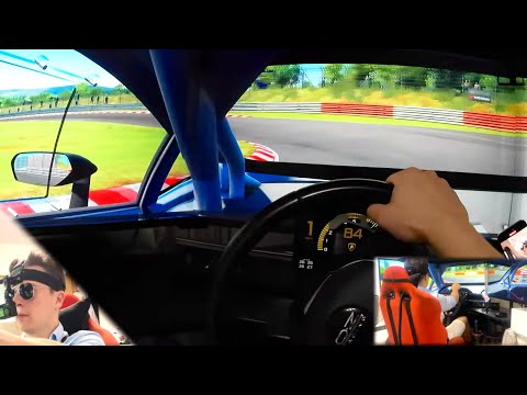What Happens When You Let Go Of The Steering Wheel at 300 Km/h?
