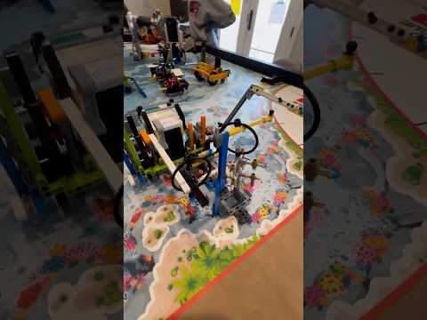 I LOVE this quick solve! #valentinesday #fll #lego #robotics #submerged #firstlegoleague