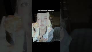 ROSIE LOVES TIMBITS & TIM HORTONS | BLACKPINK TORONTO