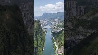 贵州最美乌江县城，城市建在乌江边上，靠三座桥连接两岸，风景却美得让人窒息！ #贵州 #县城 #最美的风景在路上 #乌江 #旅行推荐官 #旅游