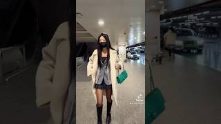 本王1/17-19空降到上海囉～ #雅典娜娜#黑絲 #長腿 #上海 #美腿 #台灣女王 #空降 #beautiful girl #beautiful #legs