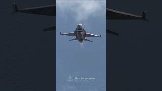 🇩🇰 F-16 Fighting Falcon 🦅🚀 #short #aviation #fighterjet #afterburner #flyby #jetnoise #JetPower #f16