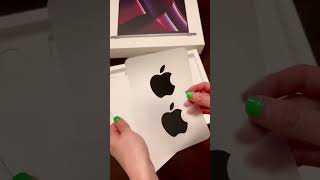 Unboxing The MacBook Pro M2 Max