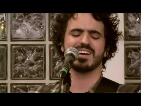 Um Segundo Mais - Gabriel Povoas - Divulgação 2011