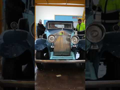 Roll Royce Saloon | Carnival Celebration