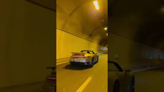 Porsche 911 Turbo S Cabriolet (992) in GT-silbermetallic