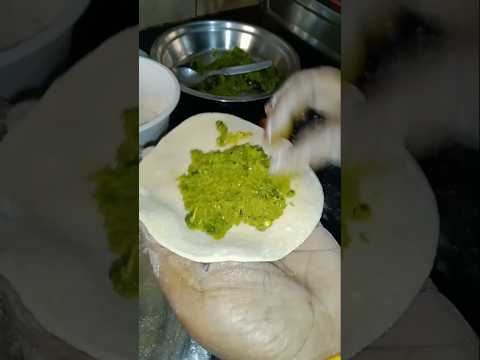 हरे मटर की कचौड़ी Matar ki puri #youtubeshorts #shorts #food #recipe #puri #tasty #trending #kachori