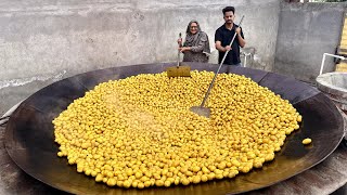 We Made Dum Aloo In HUGE Quantity 😋-Giant Kadai Cooking