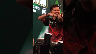 TOYLO WINS ON DEBUT! 🇵🇭 | 2024/25 Paddy Power World Darts Championship