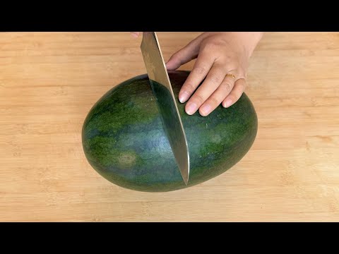 Watermelon Cutting Hack❗Learn in 2 Minutes, No Mess,No Juice❗スイカの切り方の裏技❗2分で習得、手も汚れずジュースも出ない❗수박 자르는 팁