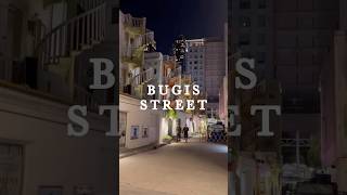 Cheapest market to buy souvenirs in Singapore is, BUGIS STREET #bugisstreet #singapore #souvenir