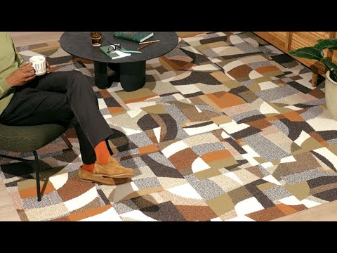 Past Forward Collection from Interface (Latin American Spanish)
