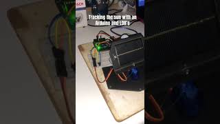 Tracking the sun for a solar panel using Arduino and LDR’s #arduino #electronics