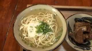木灰そば とらや【中細麺本ソーキそば】