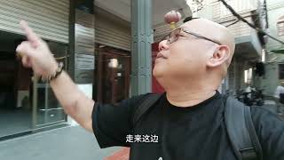 走入厦门古城区李老师用闽南语一路讲解有关当地的文化历史满满的乡音乡情