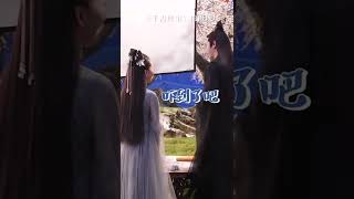 【千古玦尘-花絮】 许凯幼稚动作吓周冬雨 白玦片场变幼稚鬼