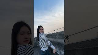 美丽的花在春天开，记忆中的他从何处来？大长腿 随性洒脱的做自己