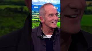 Kevin McCloud, matchmaker?! 💘 #TheOneShow