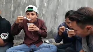 Agribisnis B'17 UM Jember bukber, caring, and sharing