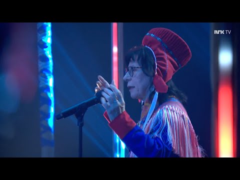 Biret Ristin Sara - Sami eatnan duoariid (nasjonaljoiken)(LIVE)