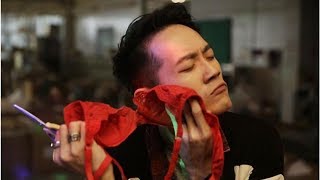 男星捨棄明星老爸「龐大家業」！堅持追夢當內衣設計師