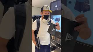 NEWERAの自動販売機ってあるんだ