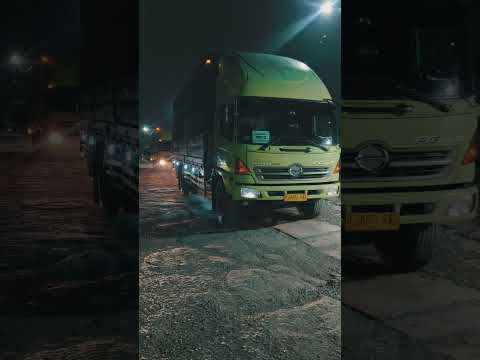 #indonesia #automobile #masukberanda #hino #kerjamalam #mitsubishiexpander #automobile #sadstory