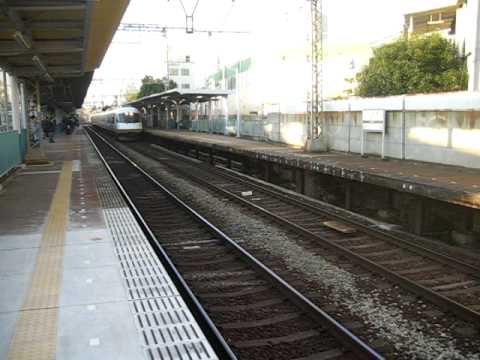 近鉄線　長瀬駅より　3
